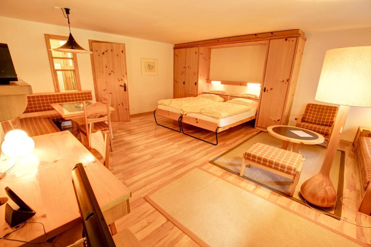 Ferienwohnung Chesa Munteratsch Silvaplana Exterior foto